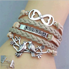 Multilayered leather bracelet