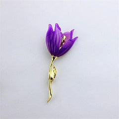 Delicate flower-shaped brooch