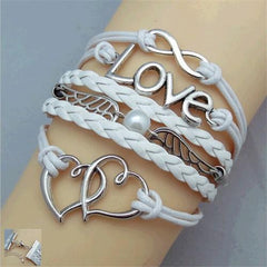 Multilayered leather bracelet