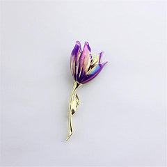 Delicate flower-shaped brooch