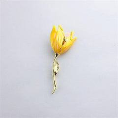 Delicate flower-shaped brooch