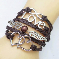 Multilayered leather bracelet